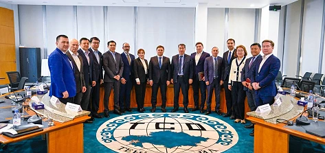 Өндіру көлемін ұлғайту, жасанды интеллект және жергілікті кадрлар үлесін көбейту: ҚМГ басшысы ТШО ұжымымен кездесті