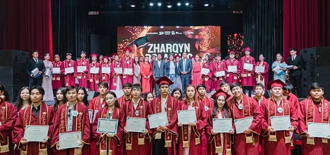 Жастарды қолдау: «Жарқын болашақ» бағдарламасының 333 қатысушысы оқуын сәтті аяқтады