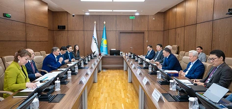 Инновациялар, кадрлар және зерттеулер: Ғылым министрлігі мен ҚМГ мұнай-газ саласындағы ғылыми-технологиялық дамудың басымдықтарын талқылады