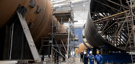 АтырауНефтеМаш завершил ключевой этап изготовления крупнейшей колонны для полиэтиленового завода